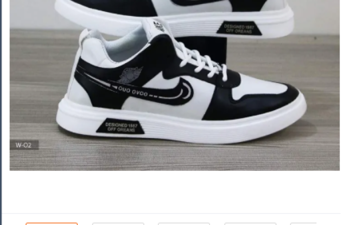 44% discount on Sneakers for boys