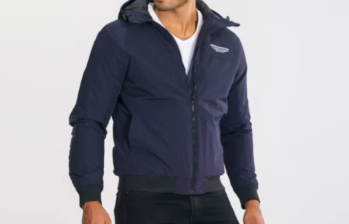 30% Discount on MENS WINDBREAKER-NAVY