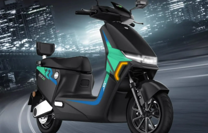 15% OFF on LUYUAN MYY Electric Scooter