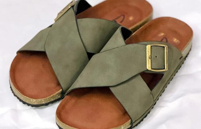 52% Off on Cross Classic Slide-Sandle For Men Olive