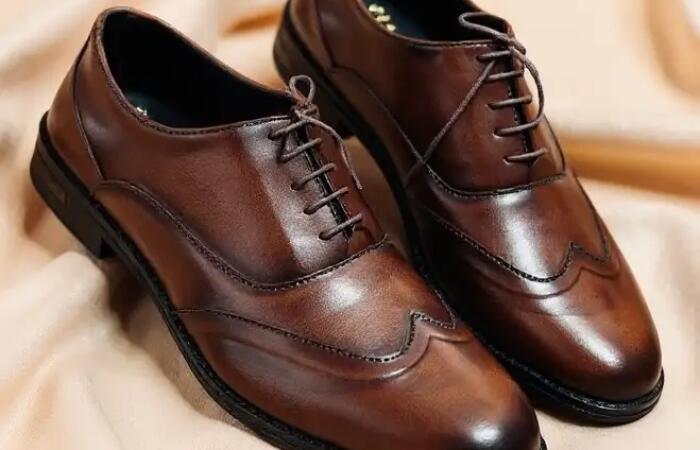 55% Off on Mastered Broke Formal Shoe