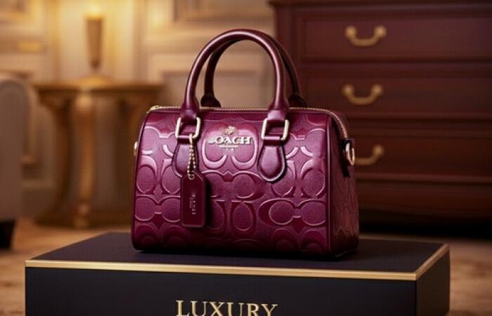 13% Off on Luxury Shining Leather Handbags