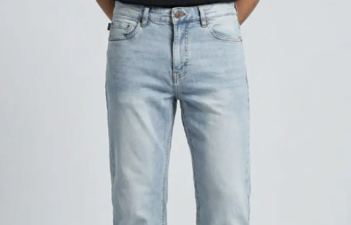 20% Off on High-End Light Blue Jeans – Regular Fit