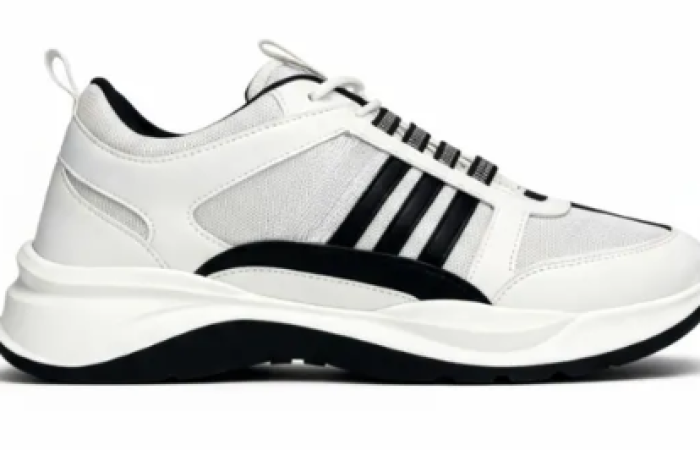 Tk301 OFF on Step Flagship White