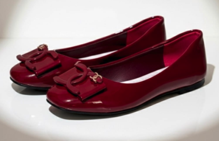 7% Off on Square Toe Flats